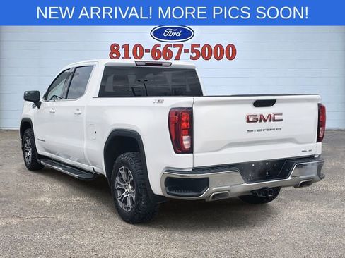 Used 2023 GMC Sierra 1500 SLE image 4