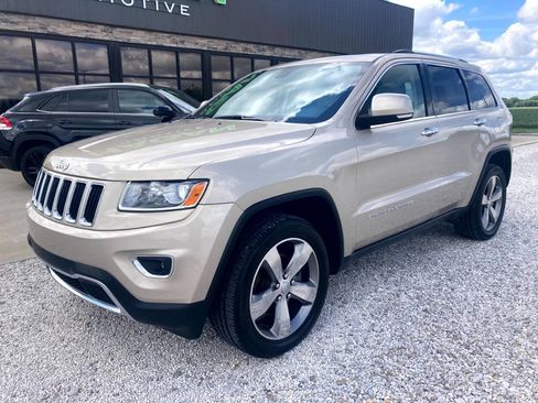 Used 2014 Jeep Grand Cherokee Limited AWD/4WD image 2
