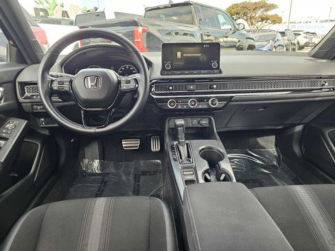 Used 2022 Honda Civic Sport image 18
