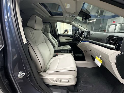 New 2026 Honda Odyssey Touring image 26
