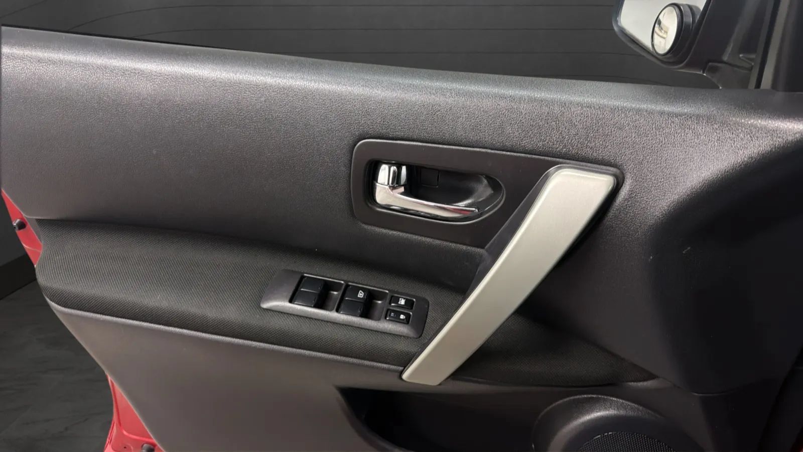 Used 2013 Nissan Rogue S FWD image 15