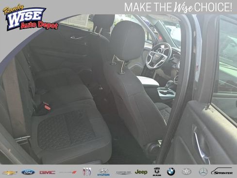 Used 2021 Chevrolet Blazer LT FWD image 19