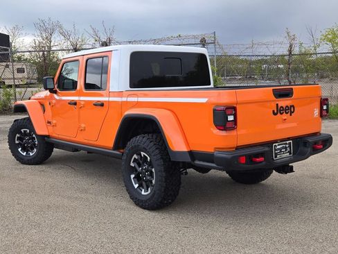 New 2026 Jeep Gladiator Rubicon w/ Whitecap Package AWD/4WD image 14