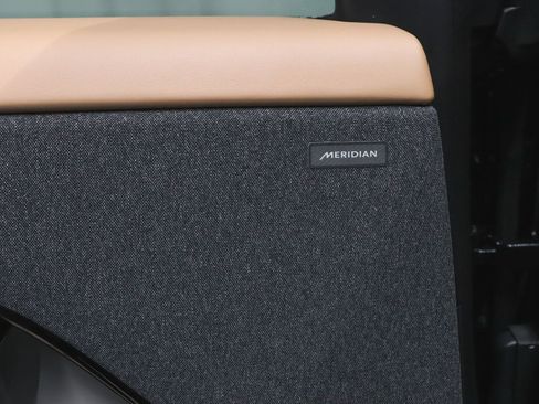 Used 2024 Land Rover Range Rover Sport Dynamic SE image 16