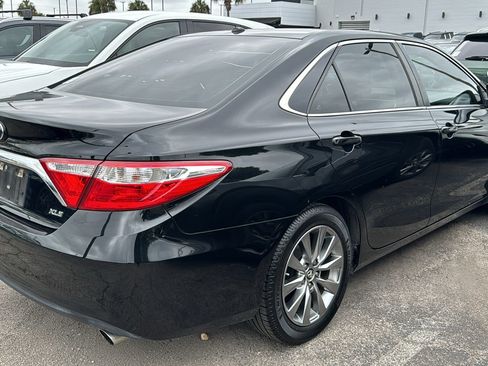 Used 2015 Toyota Camry XLE FWD image 4