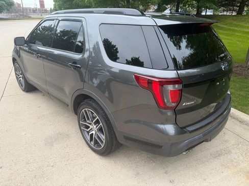 Used 2018 Ford Explorer Sport w/ Equipment Group 401A AWD/4WD image 18