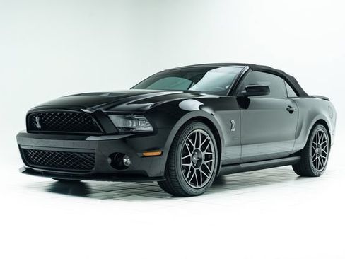Used 2011 Ford Mustang Shelby GT500 w/ SVT Performance Pkg RWD image 13