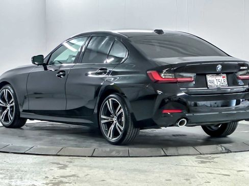 Used 2023 BMW 330i Sedan w/ Premium Package image 6