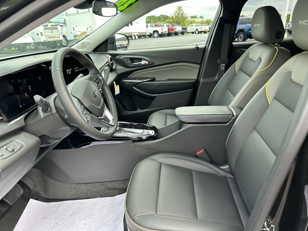 New 2026 Chevrolet Trax ACTIV w/ Driver Confidence Package FWD image 21