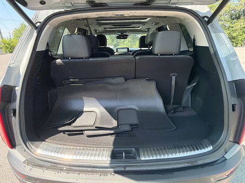 Used 2022 Kia Telluride SX w/ SX Prestige Package AWD/4WD image 28