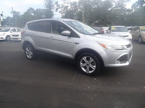 Used 2013 Ford Escape SE image 15