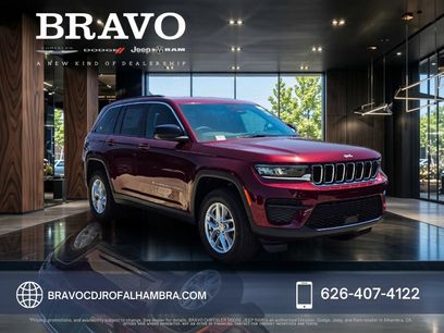 New 2026 Jeep Grand Cherokee Laredo