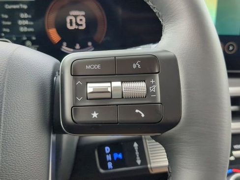 New 2025 Hyundai Santa Fe SEL FWD image 24