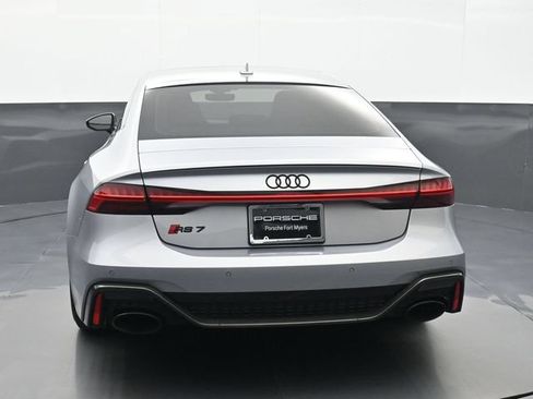 Used 2021 Audi RS 7 Sportback w/ Carbon Optic Package AWD/4WD image 21