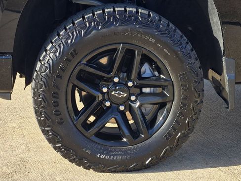 Used 2024 Chevrolet Silverado 1500 Custom Trail Boss image 14