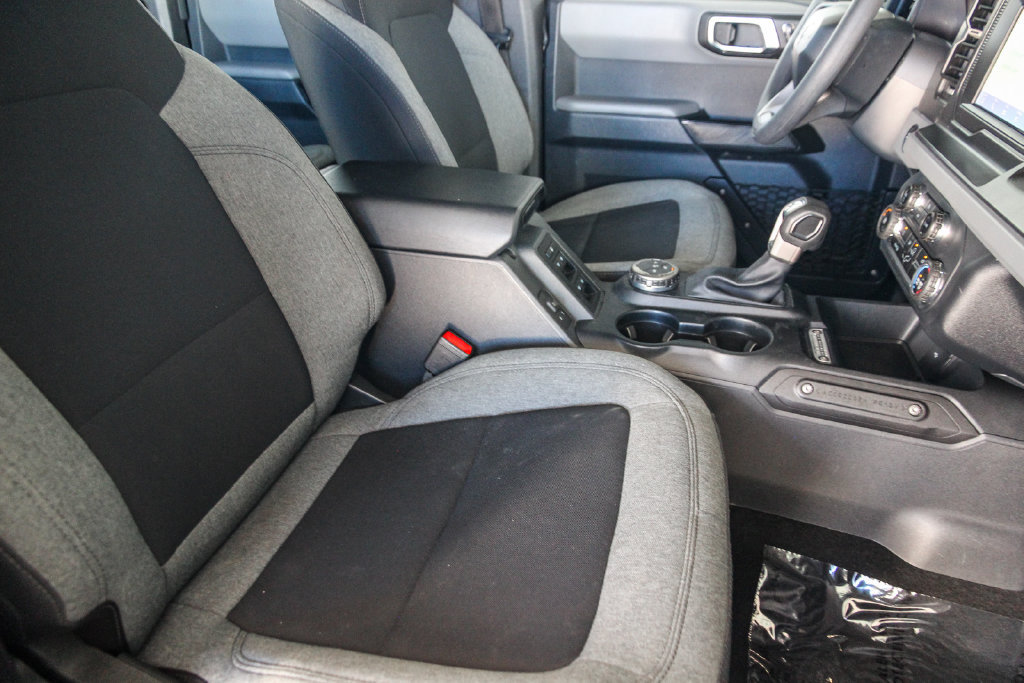 Used 2023 Ford Bronco 4-Door AWD/4WD image 17