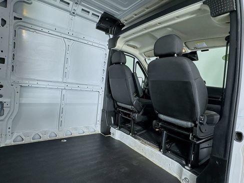Used 2025 RAM ProMaster 2500 w/ Convenience Group FWD image 27