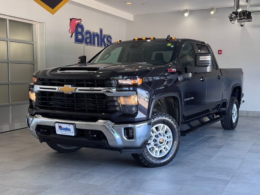 Certified 2024 Chevrolet Silverado 2500 LT w/ All Star Edition AWD/4WD image 2