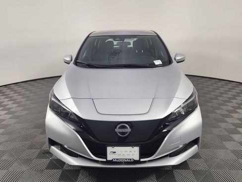 Used 2025 Nissan Leaf S FWD image 8