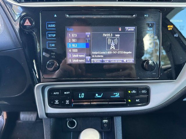 Used 2017 Toyota Corolla LE w/ Body Protection Package FWD image 17