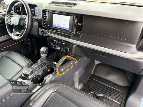 Used 2022 Ford Bronco Badlands w/ Sasquatch Package image 28