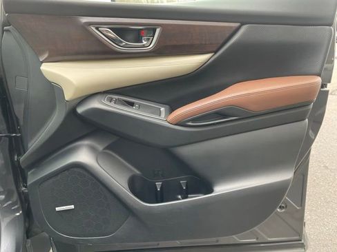 Used 2019 Subaru Ascent Touring image 31