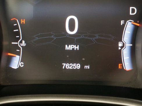 Used 2021 Jeep Compass Latitude FWD image 17