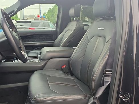 Used 2024 Ford Expedition Max Platinum AWD/4WD image 19