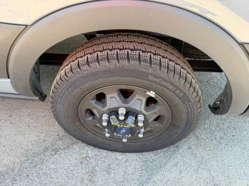 Used 2025 Ford Transit 350 XLT image 23