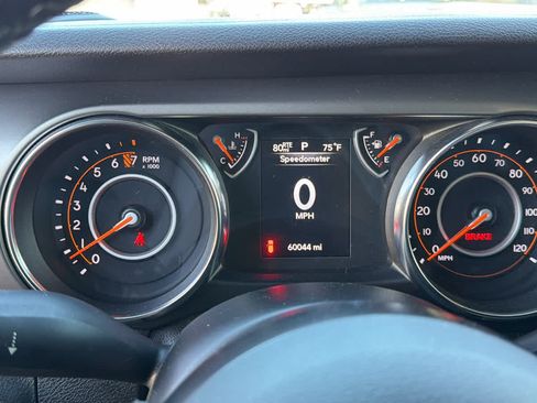 Used 2019 Jeep Wrangler Unlimited Sport S AWD/4WD image 11