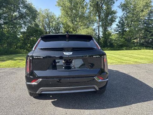 New 2026 Cadillac Optiq Sport 1 AWD/4WD image 4