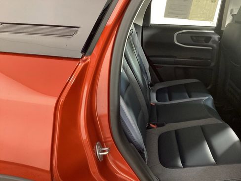 Used 2024 Ford Bronco Sport Outer Banks image 11