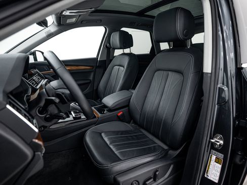 Certified 2023 Audi Q5 2.0T Premium Plus w/ Premium Plus Package image 16