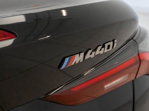 Used 2022 BMW M440i Convertible image 10