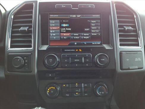 Used 2015 Ford F150 XLT w/ Equipment Group 302A Luxury image 16