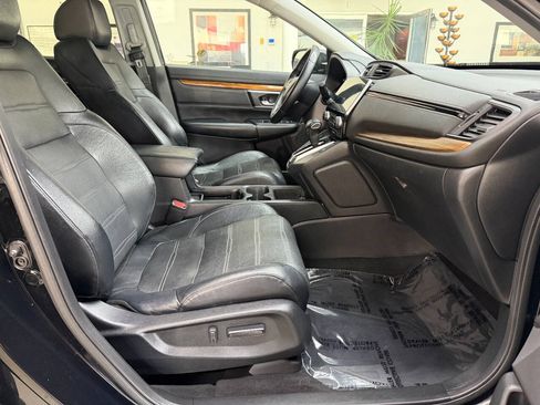 Used 2017 Honda CR-V Touring image 17