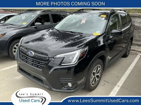 Certified 2023 Subaru Forester Premium AWD/4WD image 1