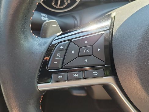 Used 2023 Nissan Altima 2.5 SR w/ SR Premium Package FWD image 13