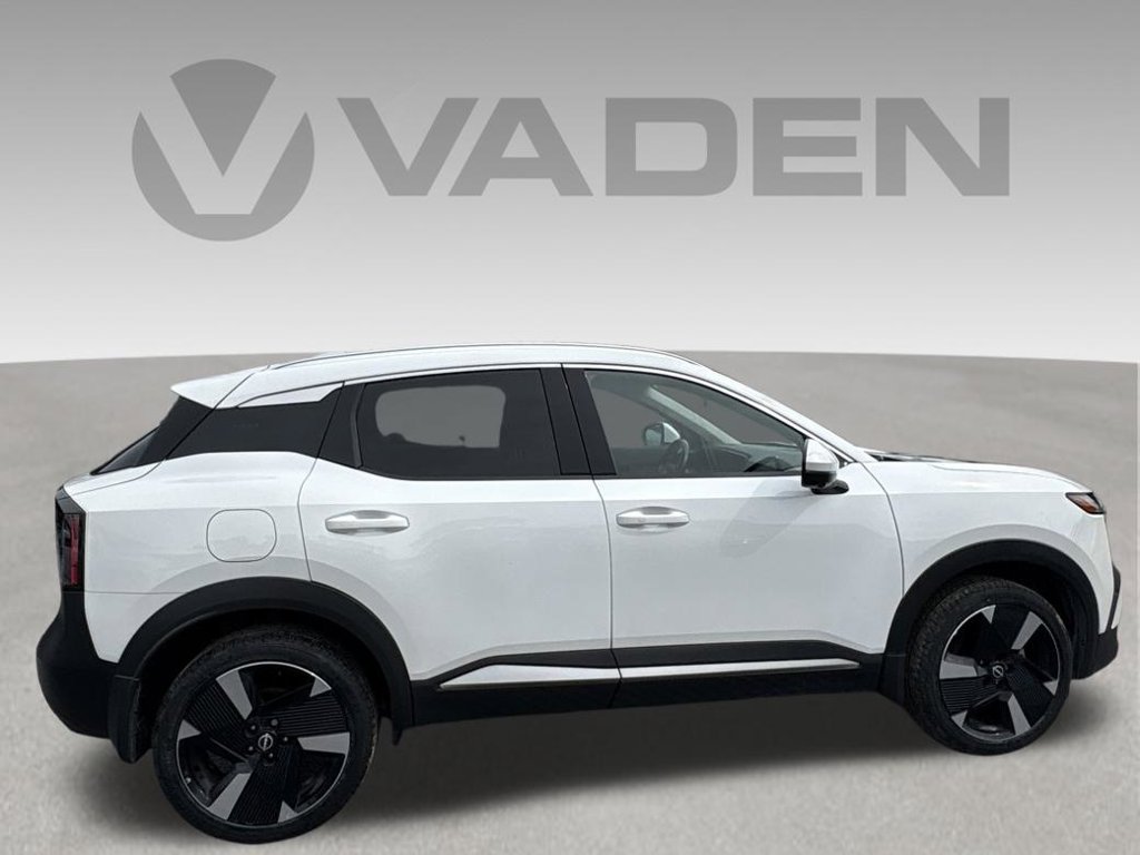 Used 2025 Nissan Kicks SR FWD image 20