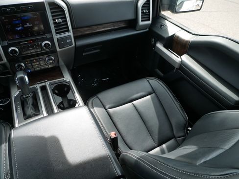 Used 2019 Ford F150 Lariat w/ Equipment Group 502A Luxury image 11