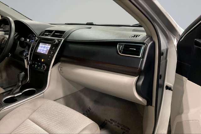 Used 2015 Toyota Camry LE FWD image 17
