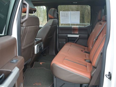 Used 2018 Ford F450 King Ranch w/ King Ranch Ultimate Package AWD/4WD image 23