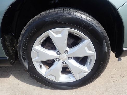 Used 2016 Subaru Forester 2.5i w/ Alloy Wheel Package AWD/4WD image 32
