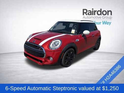 Used 2017 MINI Cooper S FWD image 3