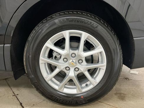 Used 2023 Chevrolet Equinox LT FWD image 24