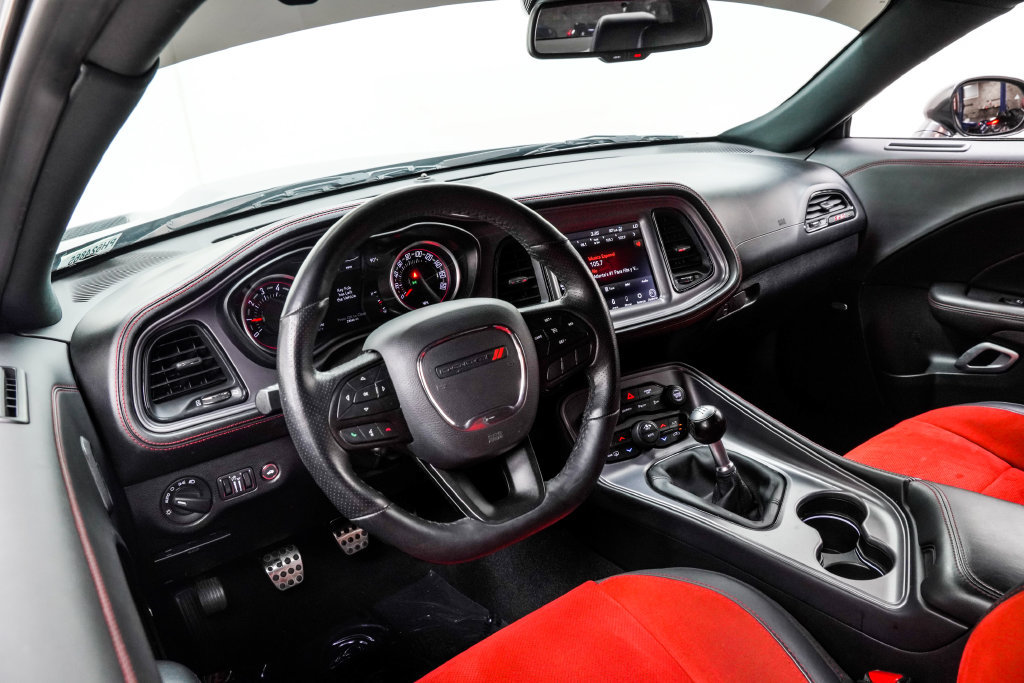 Used 2023 Dodge Challenger R/T Scat Pack RWD image 5
