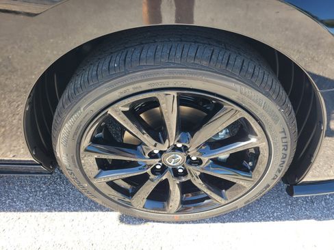 New 2026 MAZDA MAZDA3 Hatchback w/Premium Plus Pkg image 18