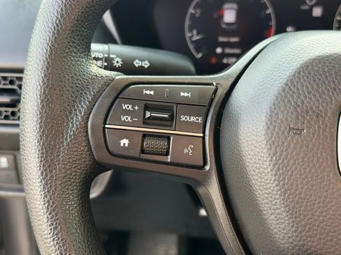 Used 2024 Honda HR-V LX image 15