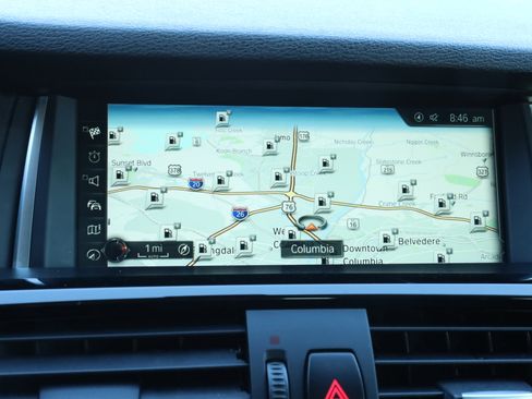 Used 2017 BMW X3 xDrive28i image 10