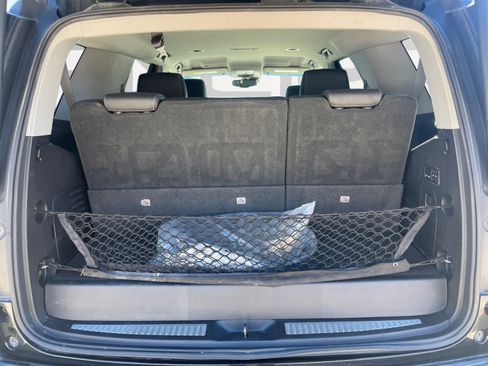 Used 2018 GMC Yukon SLT w/ HD Trailering Package image 12